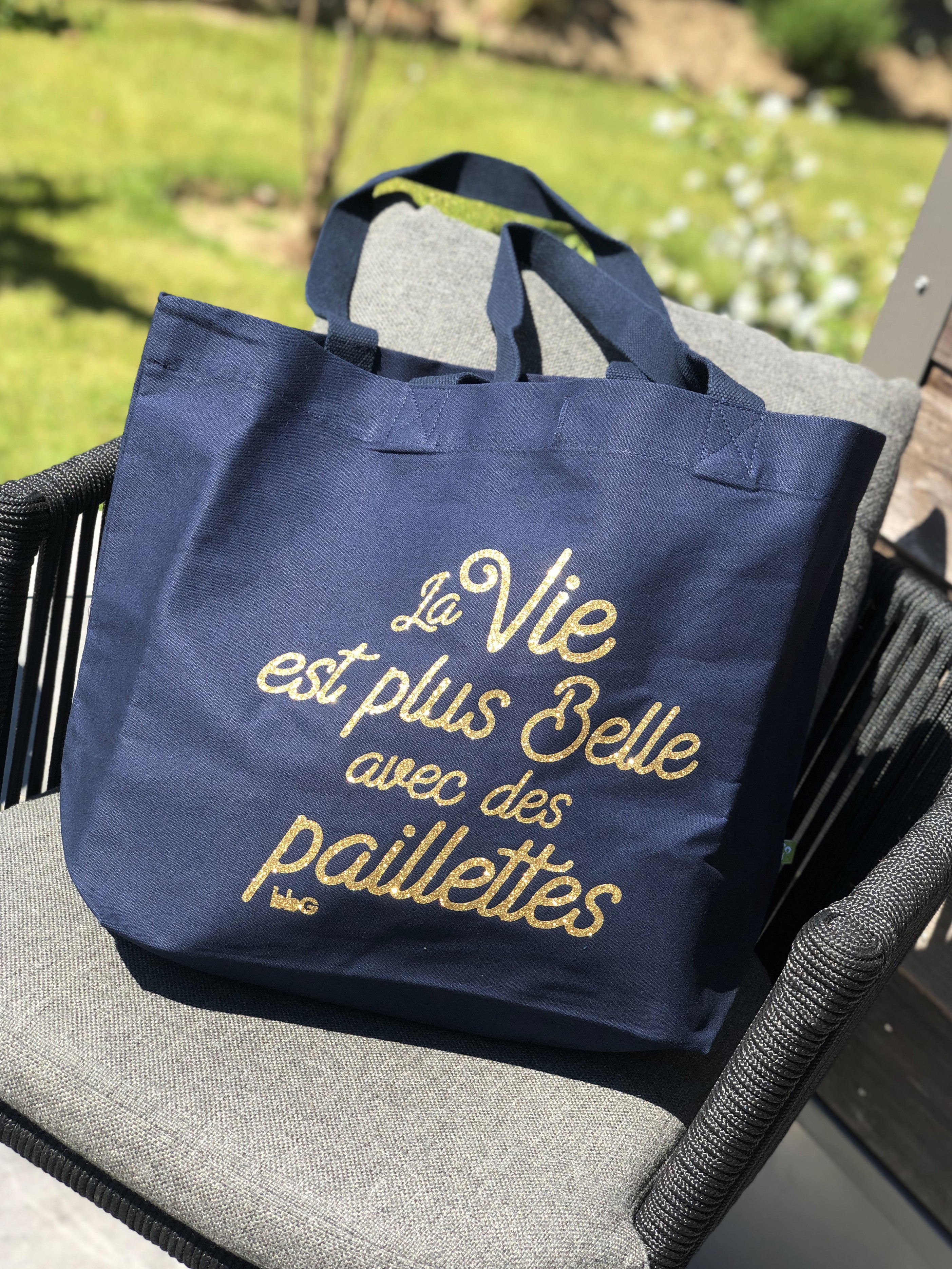 sac avec des paillettes